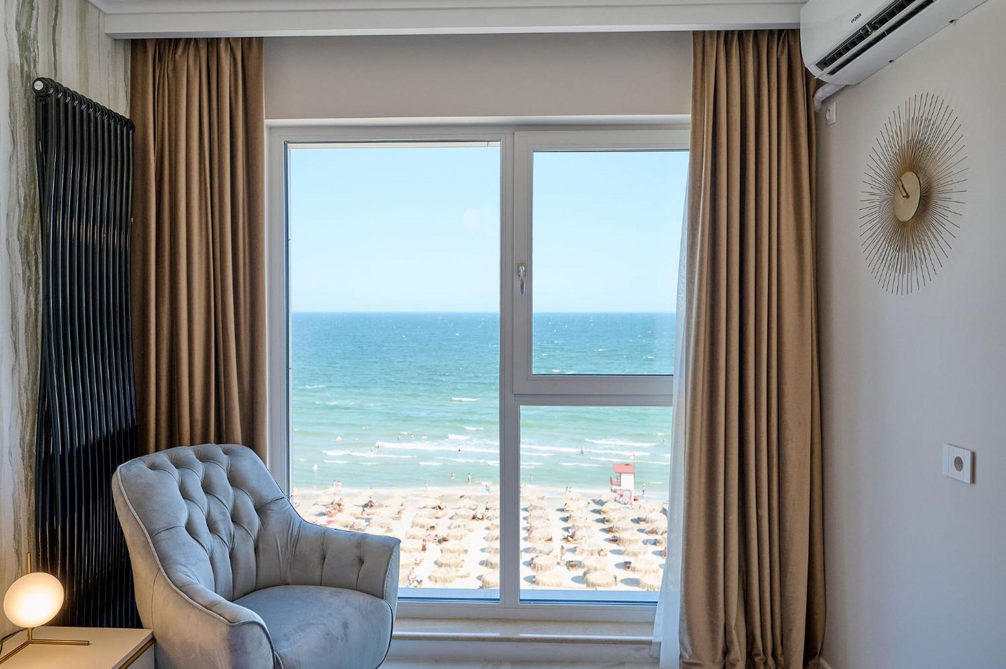 Beach Bliss Apartment In Infinity Beach Resort Parking Mamaia Dış mekan fotoğraf