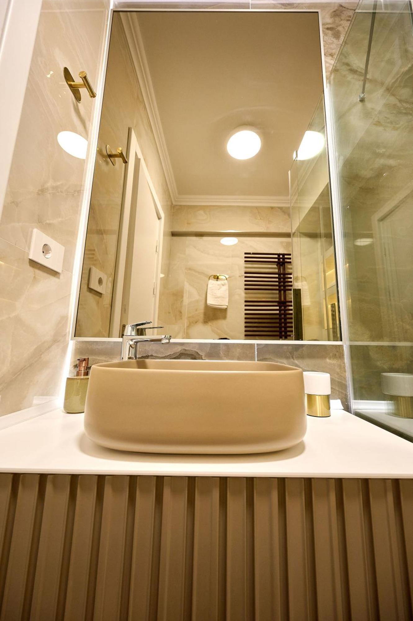Beach Bliss Apartment In Infinity Beach Resort Parking Mamaia Dış mekan fotoğraf
