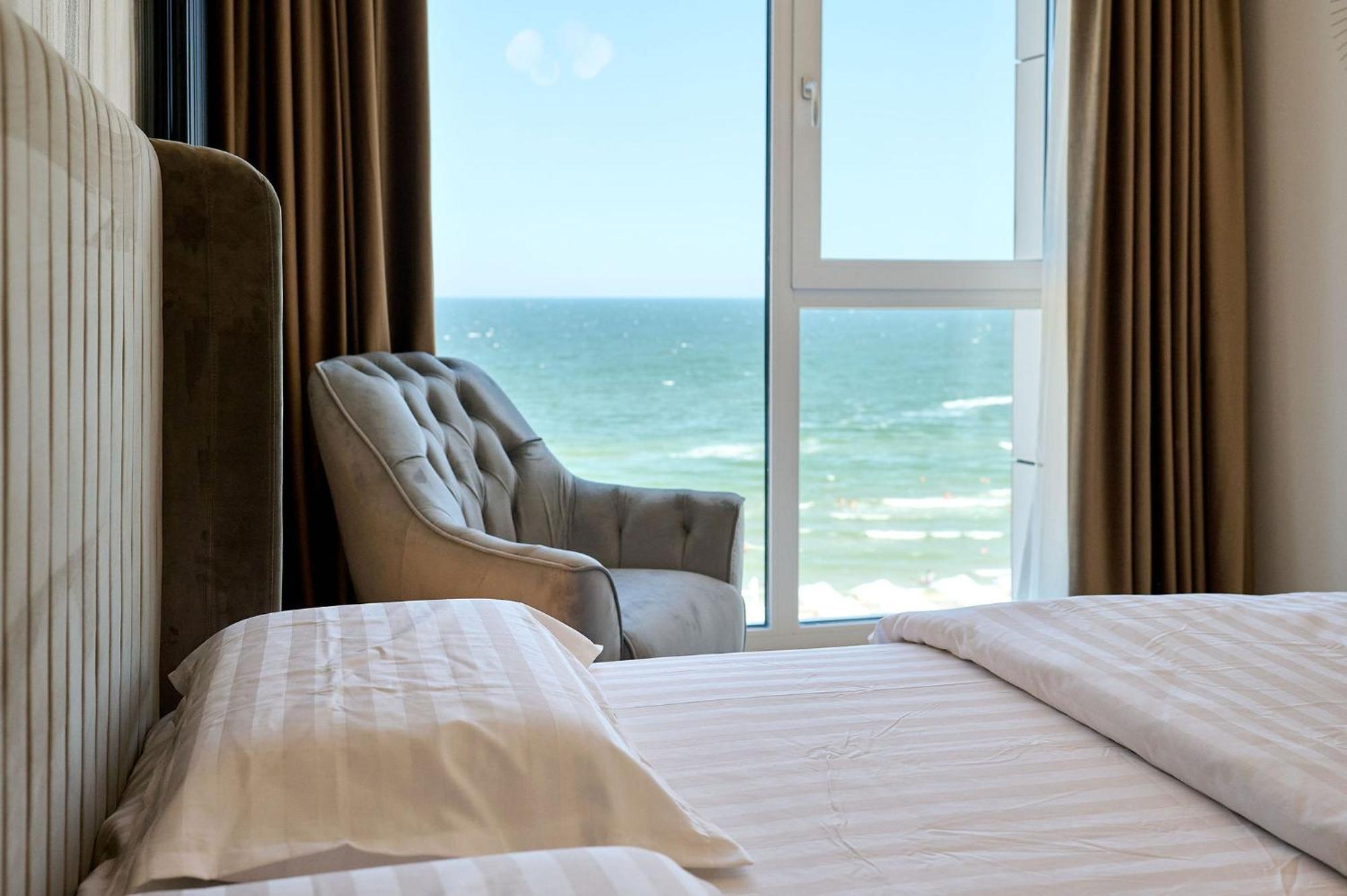 Beach Bliss Apartment In Infinity Beach Resort Parking Mamaia Dış mekan fotoğraf