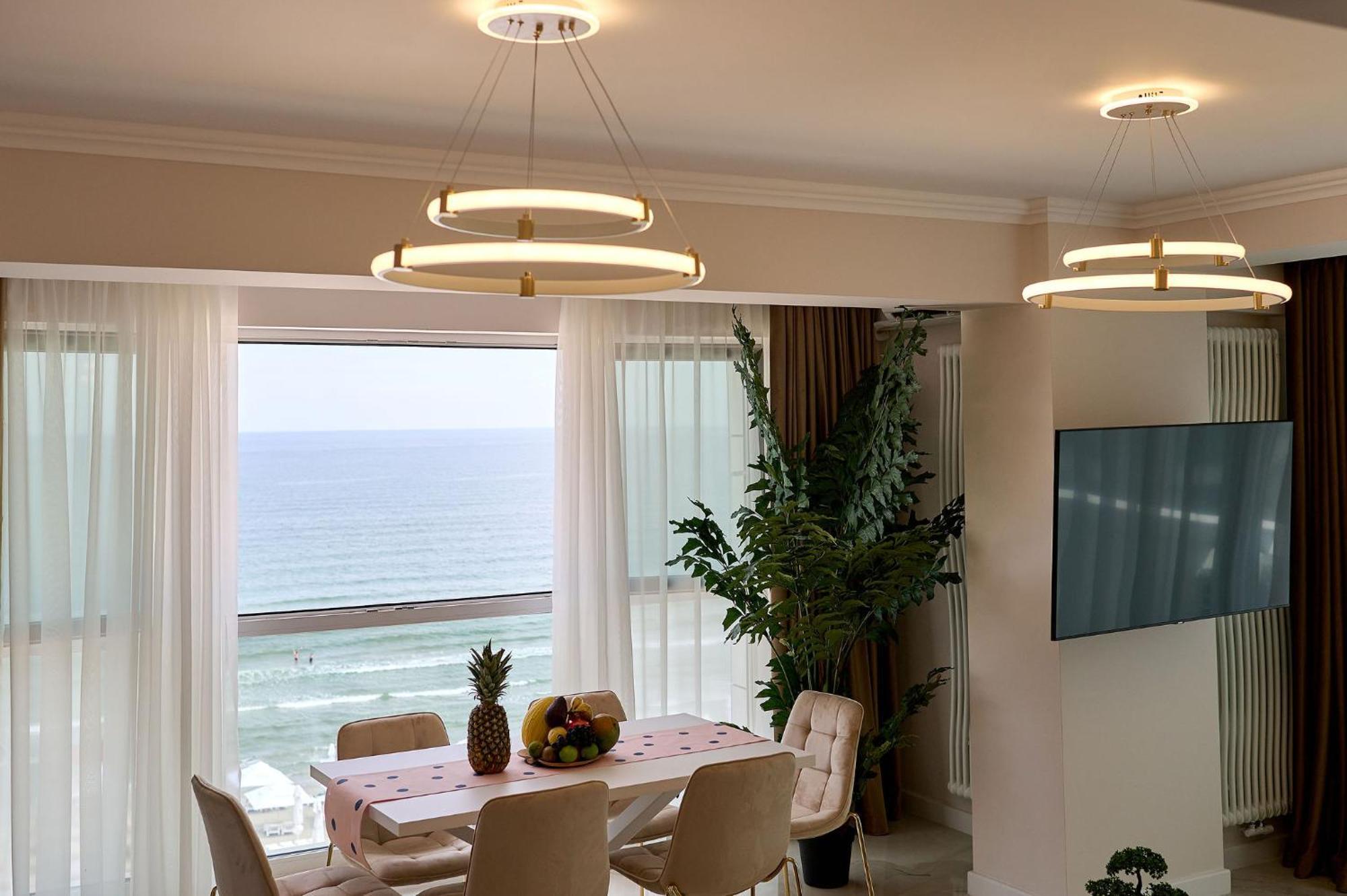 Beach Bliss Apartment In Infinity Beach Resort Parking Mamaia Dış mekan fotoğraf