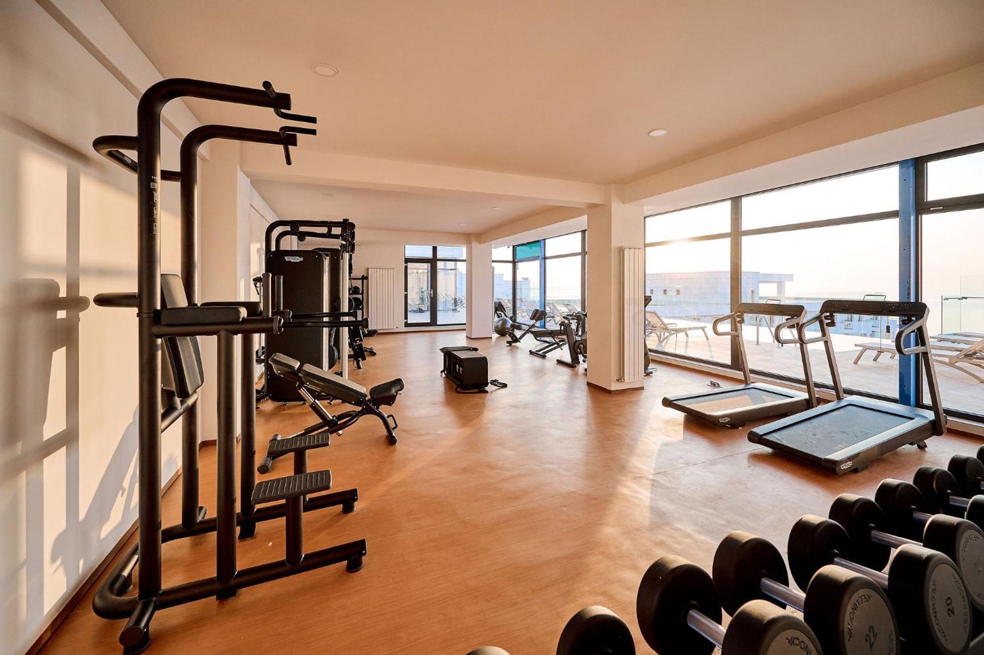 Beach Bliss Apartment In Infinity Beach Resort Parking Mamaia Dış mekan fotoğraf